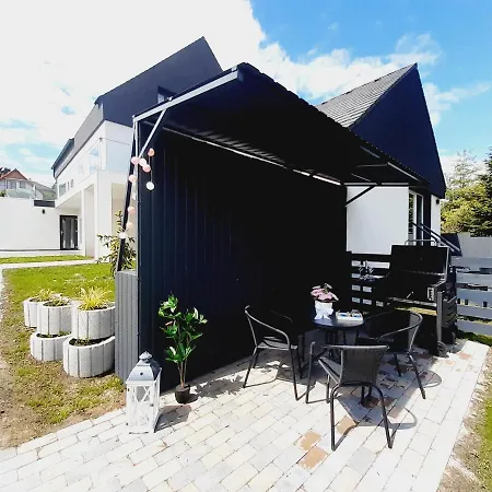 Haziallatbarat Bichon Nyaralo Medencehasznalattal Holiday home