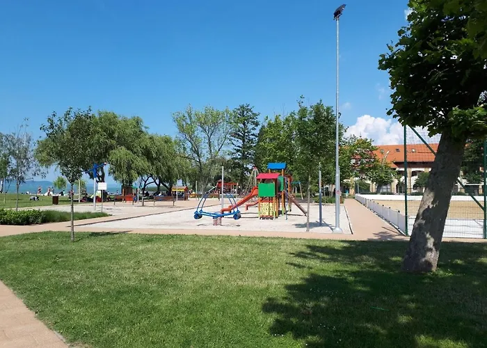 Haziallatbarat Bichon Nyaralo Medencehasznalattal * Fonyód